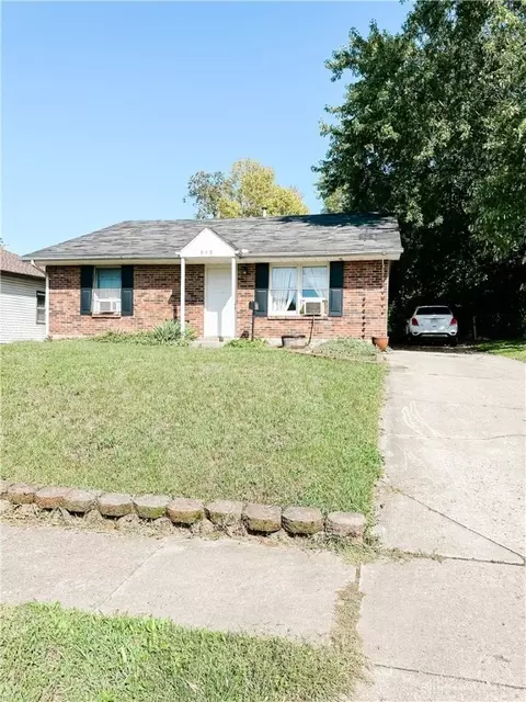 949 Cottage Ave, Miamisburg, OH 45342
