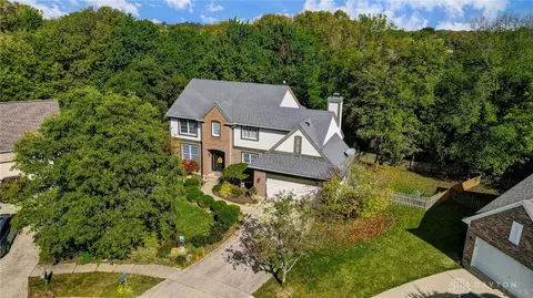 45 Chase Ct, Springboro, OH 45066 photo 2