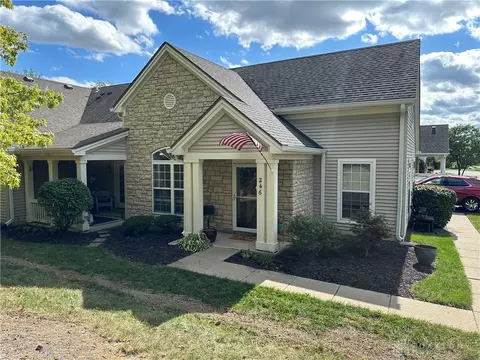 246 Broadleaf Cir, Miamisburg, OH 45342