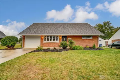 5736 Rousseau Dr, Dayton, OH 45424