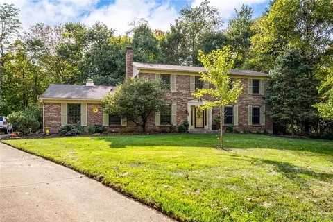 5982 Woodridge Dr, Milford, OH 45150