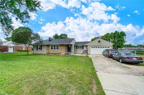 59 Hemple Rd, Farmersville, OH 45325