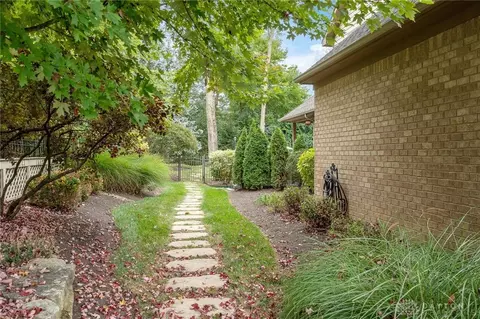 209 Crown Point Dr, Centerville, OH 45458 photo 49
