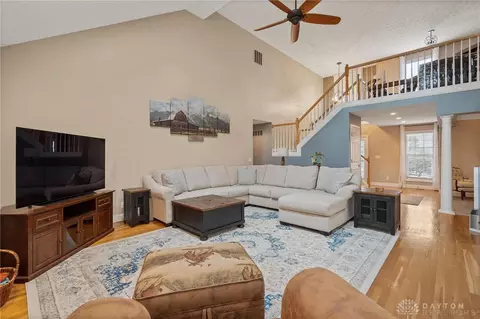 209 Crown Point Dr, Centerville, OH 45458 photo 11