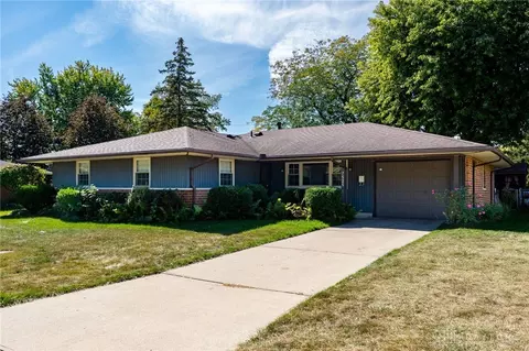 7525 Blackshear Dr, Dayton, OH 45424