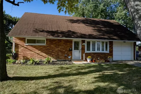 5125 Pepper Dr, Dayton, OH 45424