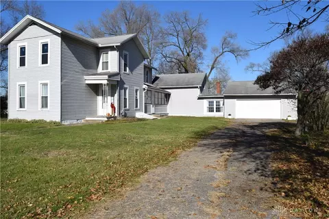 11884 Gerlaugh Rd, Medway, OH 45341