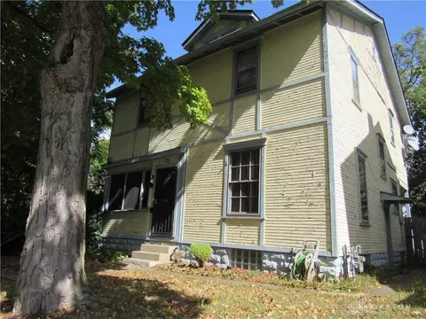 48 Marie Ave, Dayton, OH 45405