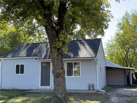 404 W Main St, West Carrollton, OH 45449