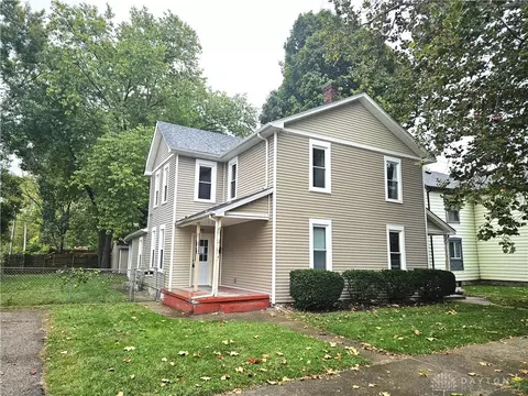 408 N 4th St, Miamisburg, OH 45342