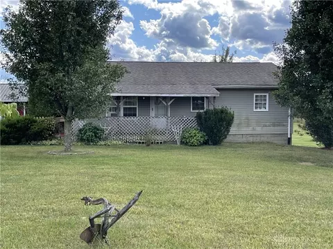 6174 Shaw Rd, Hillsboro, OH 45133