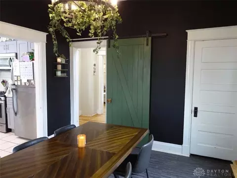 203 Davis St, Cincinnati, OH 45215 photo 9