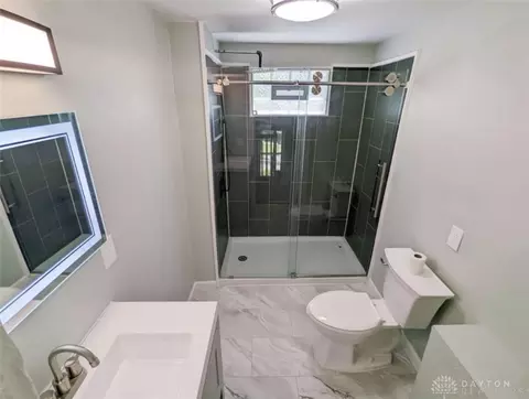 203 Davis St, Cincinnati, OH 45215 photo 17