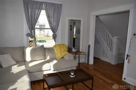 203 Davis St, Cincinnati, OH 45215 photo 4