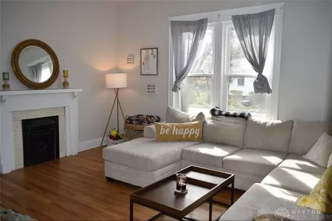 203 Davis St, Cincinnati, OH 45215 photo 3