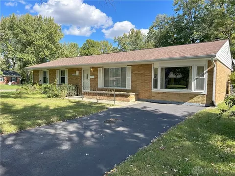 7700 Graceland St, Dayton, OH 45459