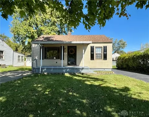 2203 Hawthorne St, Middletown, OH 45042