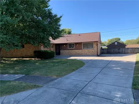 5612 Copley Cir, Dayton, OH 45424