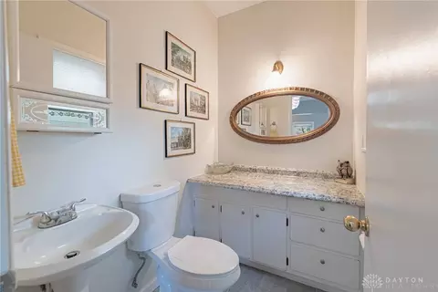 1564 E Bowman Ave, Kettering, OH 45409 photo 9
