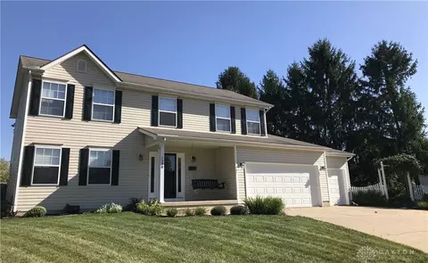 290 Sunrise Ave, Brookville, OH 45309