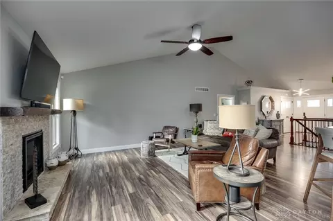 9262 Maxwells Xing, Centerville, OH 45458 photo 17
