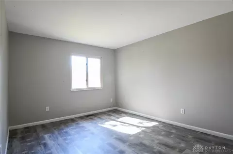 2260 Coach Dr #E, Dayton, OH 45440 photo 14