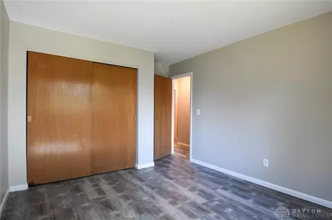 2260 Coach Dr #E, Dayton, OH 45440 photo 15
