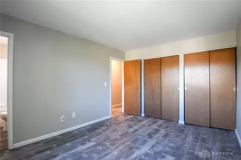 2260 Coach Dr #E, Dayton, OH 45440 photo 12