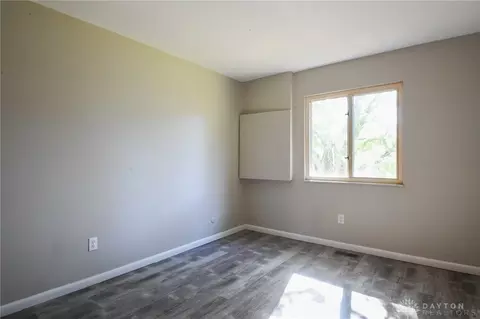 2260 Coach Dr #E, Dayton, OH 45440 photo 16