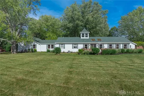 10494 Kley Rd, Vandalia, OH 45377