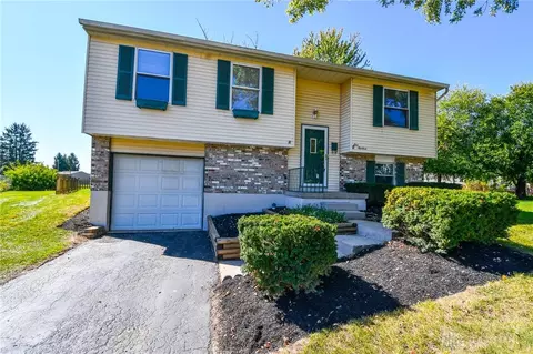 119 Aleshire Farm Cir, Englewood, OH 45322