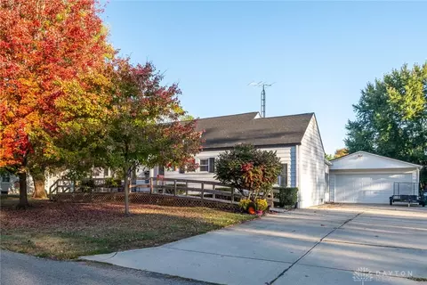 230 Western Ave, Enon, OH 45323