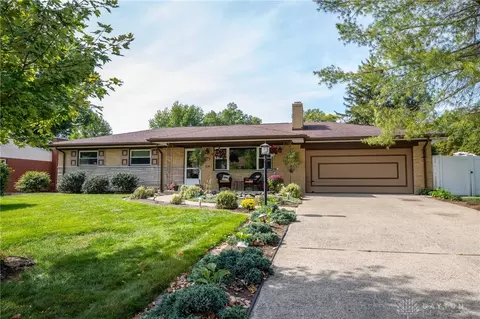 7289 Greenfarms Dr, Cincinnati, OH 45224