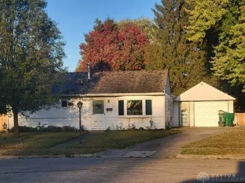 511 N Church St, New Carlisle, OH 45344