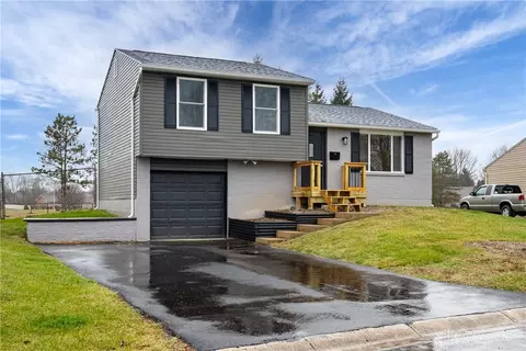 108 Calmont Farm Cir, Union, OH 45322