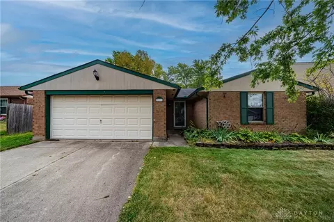 3218 Pinnacle Park Dr, Dayton, OH 45439