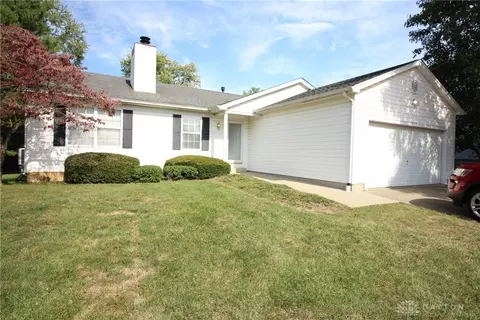213 Deershadow Rd, Maineville, OH 45039