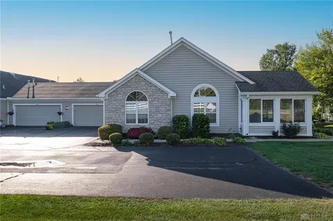 1636 Turnberry Village Dr, Washington Township, OH 45458