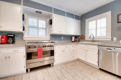 569 Torrence Ln, Cincinnati, OH 45208 photo 16
