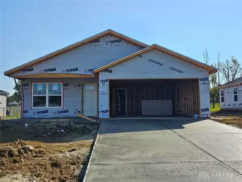 276 Taylor Dr, Wilmington, OH 45177