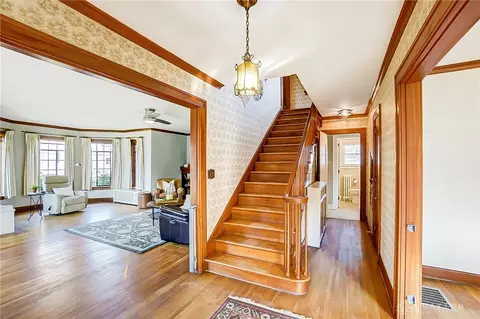 328 E Walnut St, Covington, OH 45318 photo 6