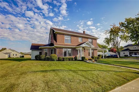 328 E Walnut St, Covington, OH 45318 photo 3