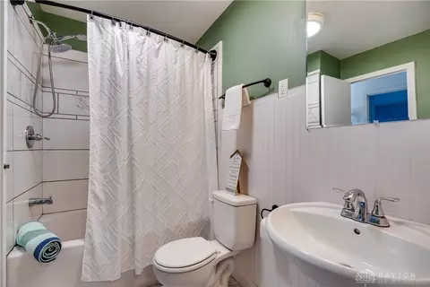 1512 Marinette Dr, Springfield, OH 45503 photo 27