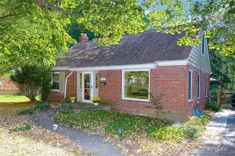 940 Center St, Milford, OH 45150