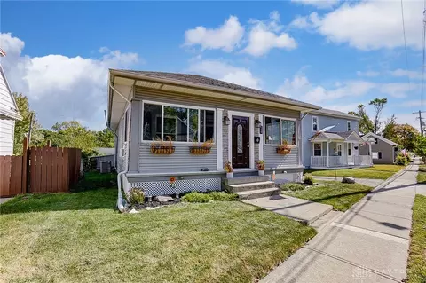 120 N Hyatt St, Tipp City, OH 45371