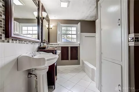 380 Chatham Dr, Kettering, OH 45429 photo 22