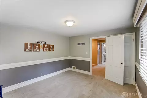 380 Chatham Dr, Kettering, OH 45429 photo 25