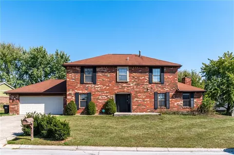 2301 Hunterglen Ct, Dayton, OH 45459