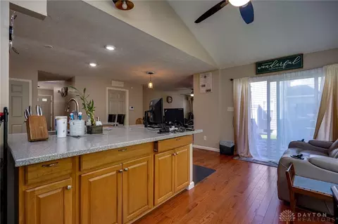 9623 Olde Georgetown Way, Centerville, OH 45458 photo 14