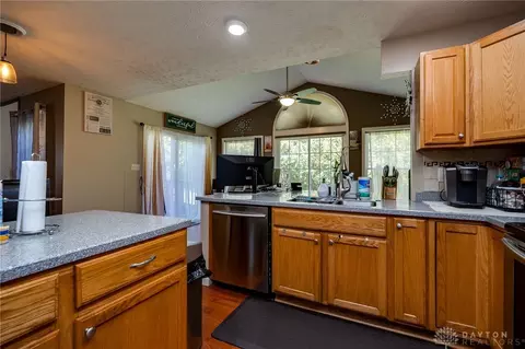 9623 Olde Georgetown Way, Centerville, OH 45458 photo 11